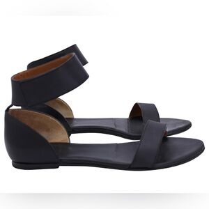 Chloe Black Modern Sandals